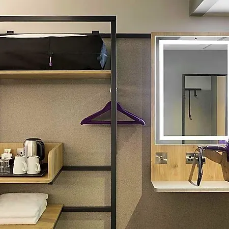 Premier Inn London Stansted Airport-2