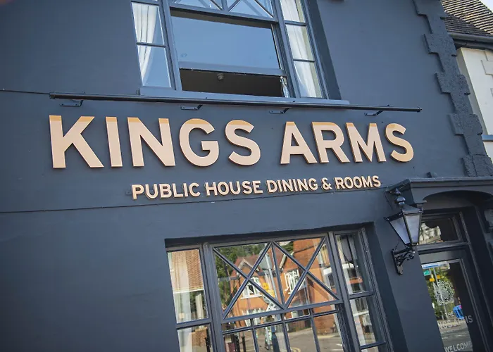 Kings ArmsAirport Hotel